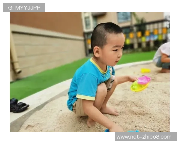 佩里湖鹰队与巨人队激战正酣精彩瞬间回顾与分析 佩里湖鹰队与巨人队激战正酣精彩瞬间回顾与分析